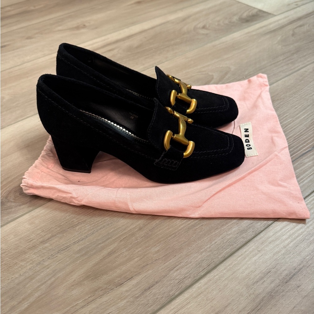 Boden| Like-New Black Suede Loafers with Gold Accent Women’s Size 38 - Picture 5 of 8